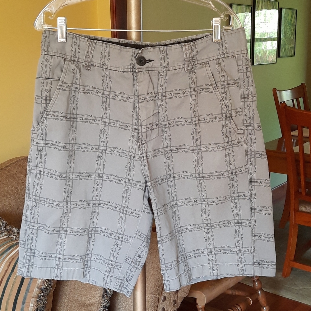 Men's No Boundaries Grey Plaid Shorts